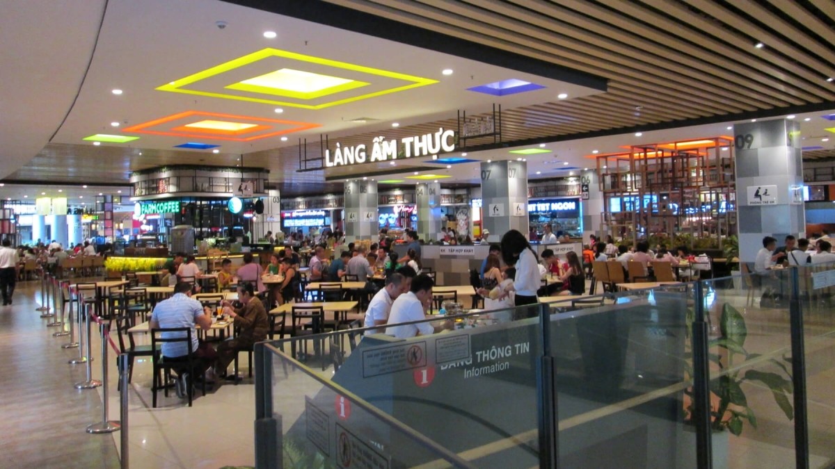 Aeon Mall Vietnam food court